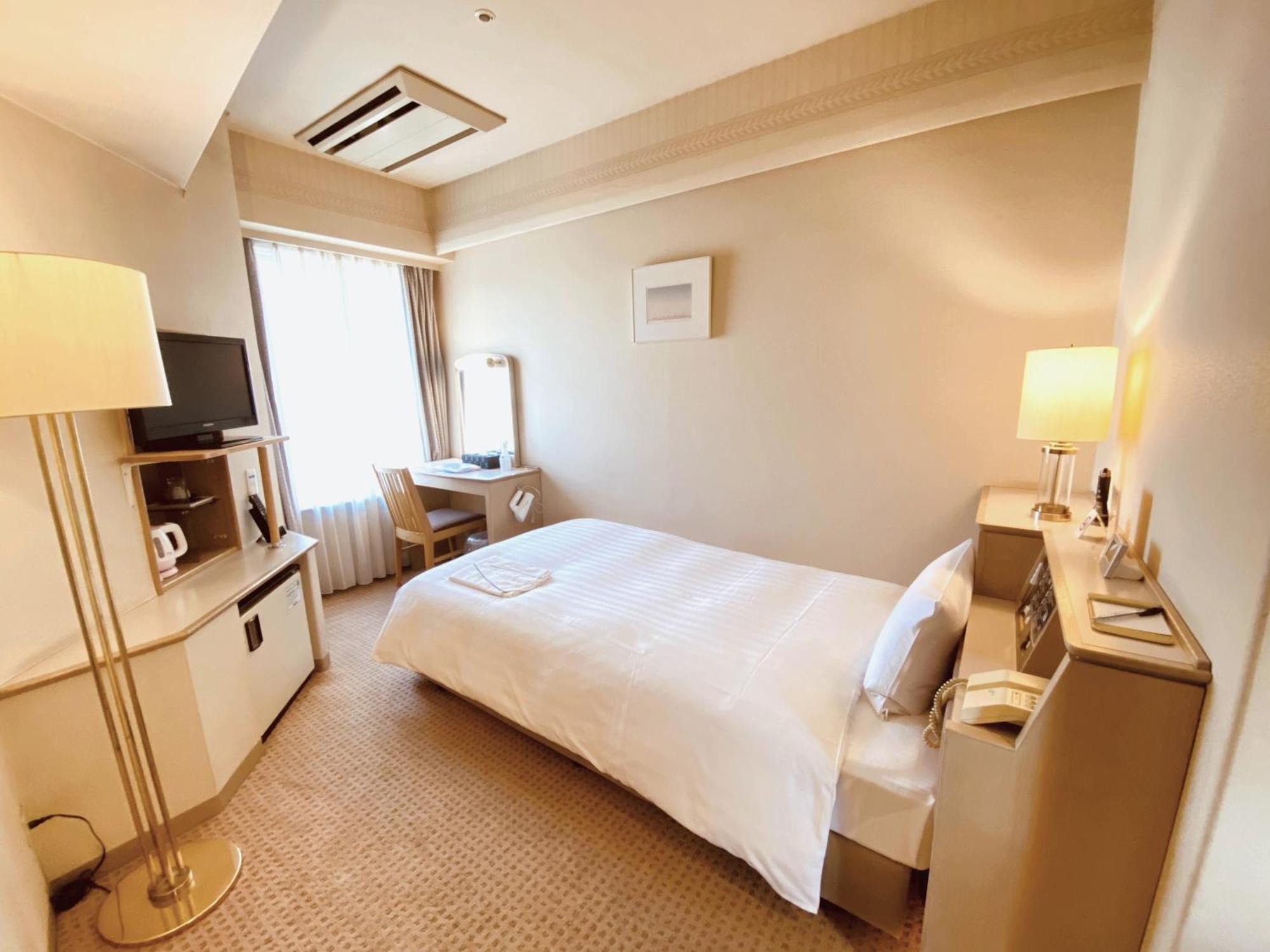 Smile Hotel Tokyo Nishikasai Екстер'єр фото